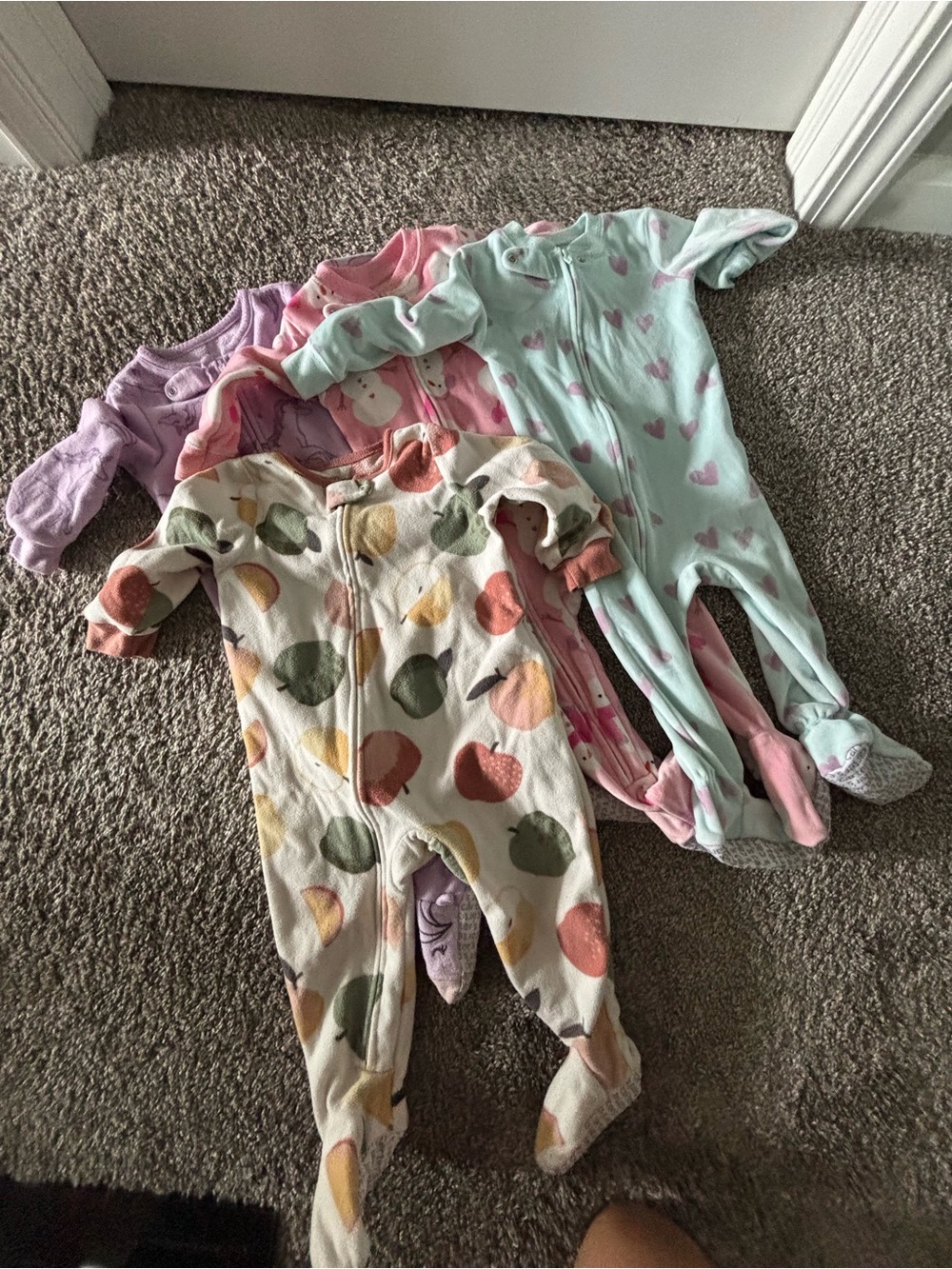 4 12M Carters PJs
